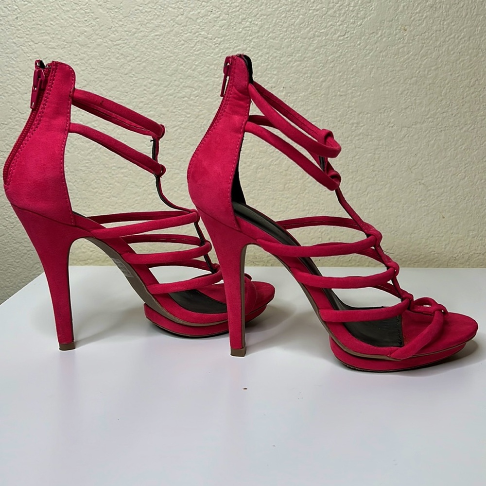Pink High Heels - Picture 4 of 4